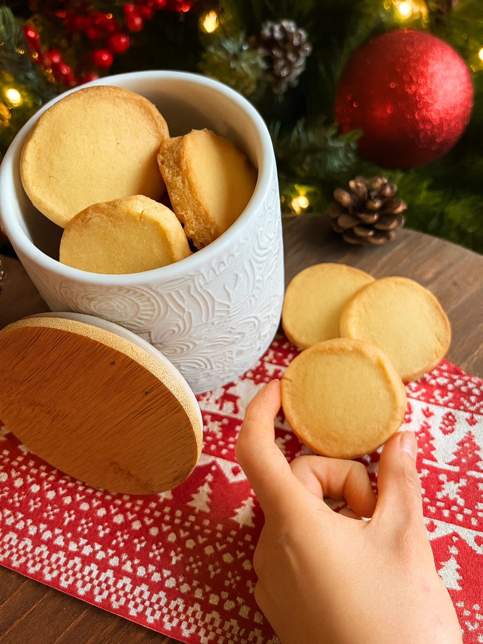 Butter Shortbread Log (Plain) - 16 pieces - Image 2